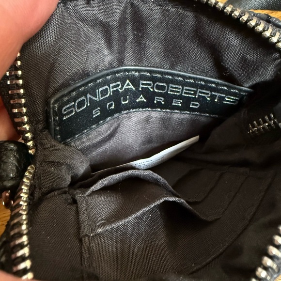 Sondra Roberts Black Quilted Crossbody Bag - Picture 6 of 6